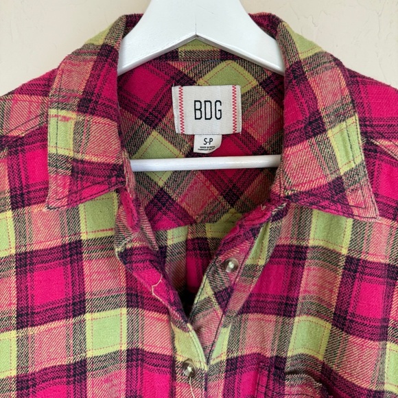 UO BDG One Way or Another Flannel Oversized Multicolor Plaid Pink Green Small - Picture 5 of 8